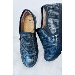 Nurse Mates Adela Womens size 6 M Black Silver Comfortable Aid Leather Loafers